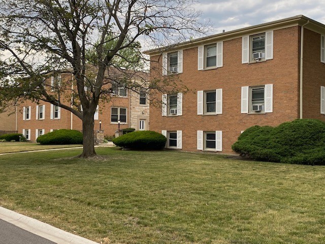 1346 Woodview Ln, Unit 1348-1 photo'