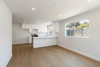 6327 Brooklyn Ave in San Diego, CA - Building Photo - Building Photo