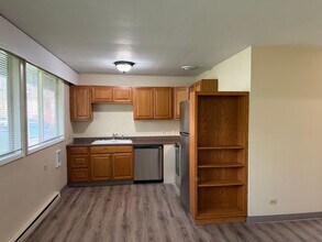 1720 Arthur St in Eugene, OR - Building Photo - Building Photo