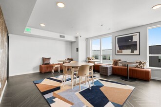 18004 Midvale Ave N in Shoreline, WA - Building Photo - Building Photo