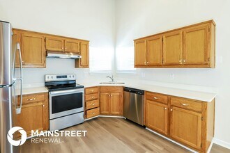 1028 Bob White Ln in Liberty, MO - Building Photo - Building Photo