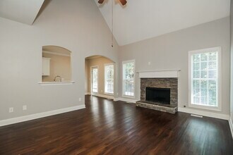 105 Oscar Ct in Dallas, GA - Building Photo - Building Photo