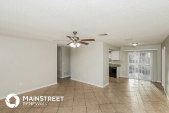 2201 Pike Ct in Cocoa, FL - Building Photo - Building Photo