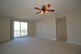 300 Anthony Ave in Mundelein, IL - Building Photo - Building Photo