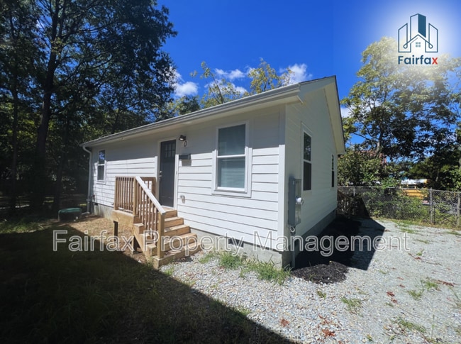 property at 2109 Hart St