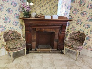 247 W Newton St, Unit 4 in Boston, MA - Foto de edificio - Building Photo