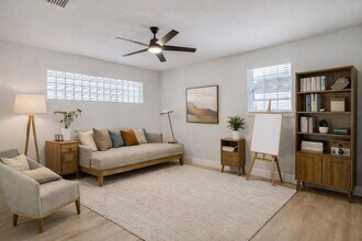 5405 S Martin Ave in Tampa, FL - Building Photo - Building Photo