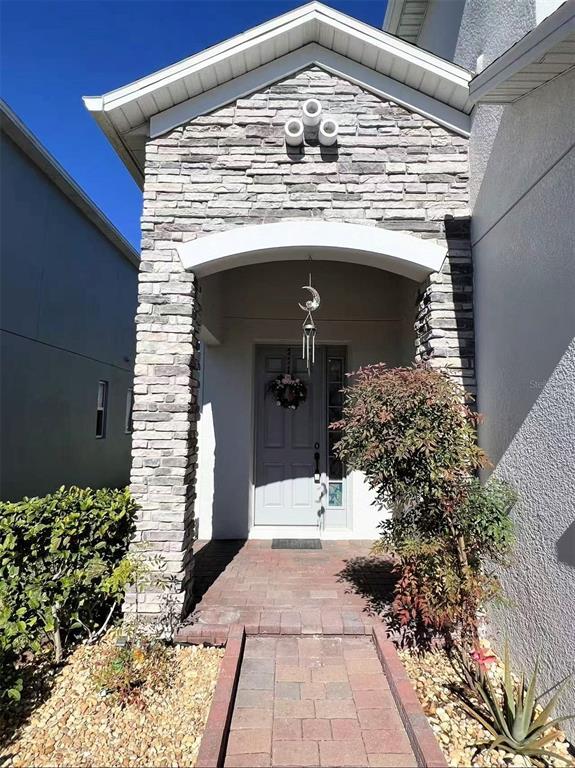 8265 Bayliss Ct in Alafaya, FL - Foto de edificio - Building Photo
