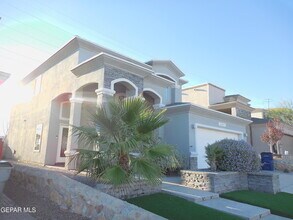 6125 Fashion St in El Paso, TX - Building Photo - Building Photo