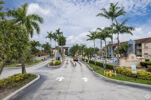 18890 NW 57th Ave in Hialeah, FL - Building Photo