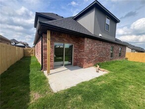 7301 SW Basswood Ave in Bentonville, AR - Building Photo - Building Photo