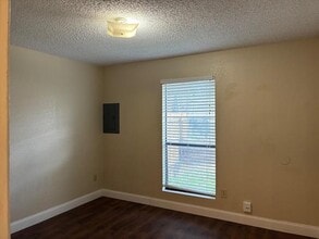 10252 Maverick Dr in Fort Worth, TX - Building Photo - Building Photo