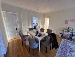 10 Alton Ct, Unit 3 in Brookline, MA - Building Photo - Building Photo