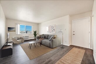 Del Mar Garden in Aurora, CO - Foto de edificio - Building Photo