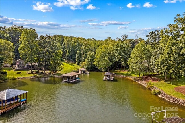 property at 173 Waddell Rd