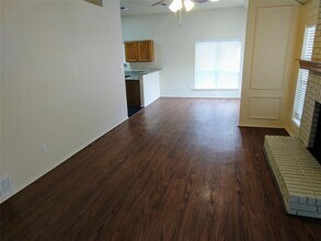 5704 Congressional Dr in Arlington, TX - Building Photo - Building Photo