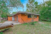 3034 Akard St photo'