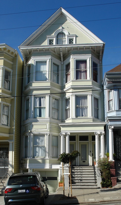 225-229 Ashbury St in San Francisco, CA - Building Photo