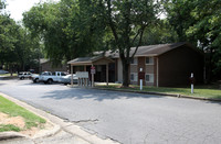 Plaza Apartments - NC in Garner, NC - Building Photo - Building Photo