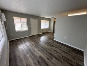 Nixa Meadows in Nixa, MO - Building Photo - Building Photo
