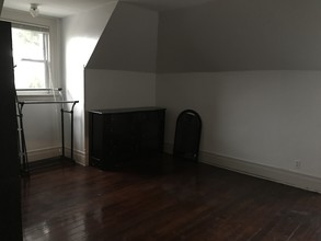 97 Heller Pkwy, Unit 3 in Newark, NJ - Foto de edificio - Building Photo