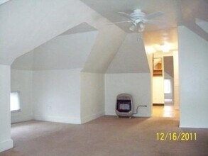 202 E Kline St in Girard, OH - Building Photo - Building Photo