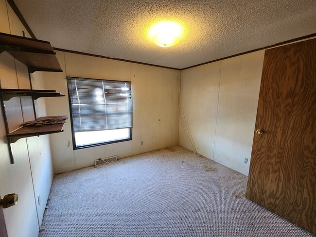611 Dallas Rd in Cheyenne, WY - Building Photo - Building Photo
