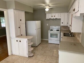 3213 36th St in Lubbock, TX - Building Photo - Building Photo