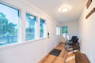 600 E 8th St in Cheyenne, WY - Foto de edificio - Building Photo