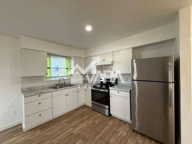 9226 Nagel St in San Antonio, TX - Building Photo - Building Photo