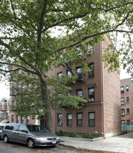 1835 83rd St in Brooklyn, NY - Foto de edificio - Building Photo