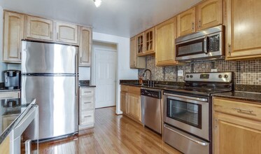 8808 Allentown Rd, Unit Allentown in Fort Washington, MD - Foto de edificio - Building Photo