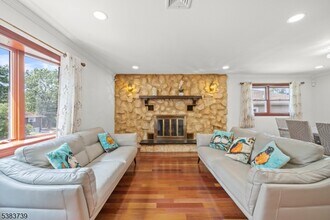 376 Mt Vernon St in Nutley, NJ - Building Photo - Building Photo