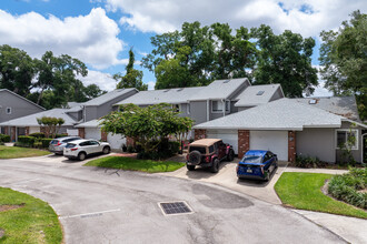 Oak Harbour in Altamonte Springs, FL - Foto de edificio - Building Photo