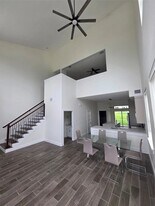12255 Trail Hollow Dr in Montgomery, TX - Building Photo