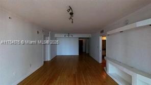 31 SE 5th St, Unit 2408 in Miami, FL - Building Photo - Building Photo