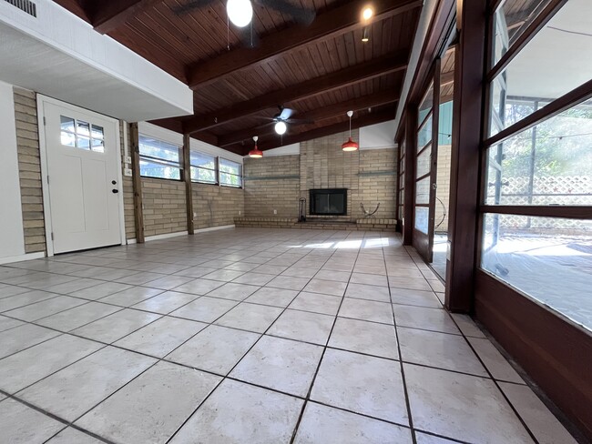 3812 SW 15th St in Gainesville, FL - Building Photo - Building Photo