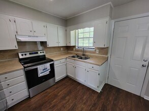 1900 Kelly Dr in Jacksonville, AR - Building Photo - Building Photo