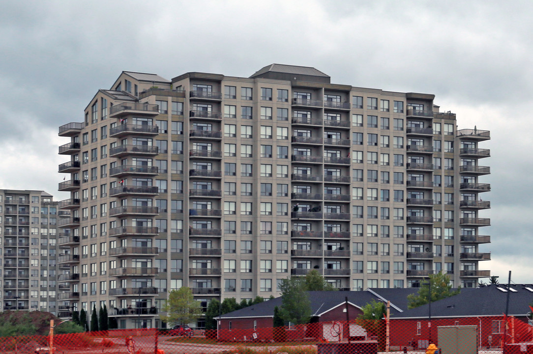 Westmount Estates I in London, ON - Building Photo