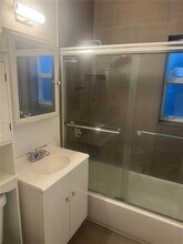 411 NW 106th St in Miami, FL - Building Photo - Building Photo