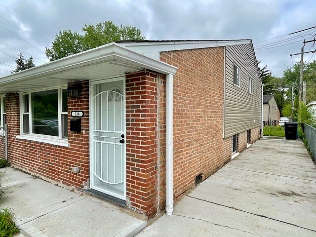 538 E 134th St in Chicago, IL - Building Photo