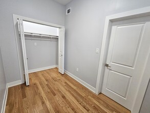 1415 W Erie St, Unit 2R in Chicago, IL - Building Photo - Building Photo