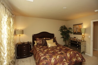 The Orchards in Kansas City, MO - Building Photo - Interior Photo