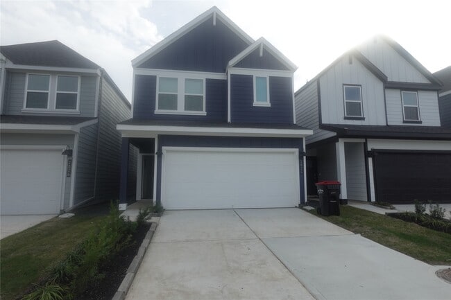 property at 2824 Lisburn Ter Ln