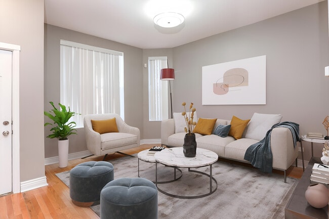 property at 2613 W Evergreen Ave