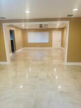1083 SW 25th Pl in Boynton Beach, FL - Building Photo - Building Photo