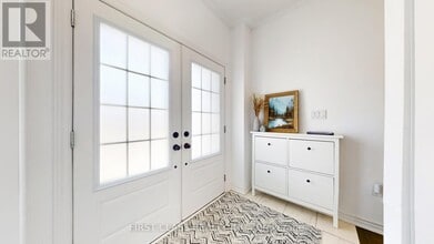 5 Harvest Cres in Barrie, ON - Building Photo - Building Photo