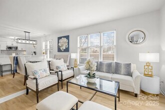 226 Queens Rd in Charlotte, NC - Building Photo - Building Photo