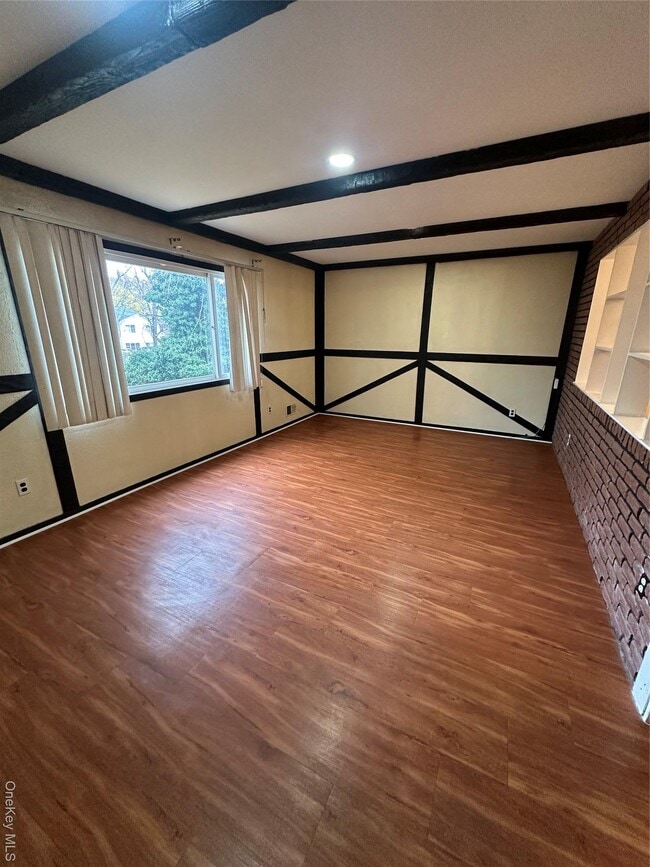 69 Gerow Ave in Spring Valley, NY - Building Photo - Building Photo