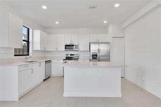 13093 SW 233rd Terrace in Princeton, FL - Building Photo - Building Photo